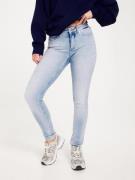 Calvin Klein Jeans - Skinny jeans - Denim Light - Mid Rise Skinny - Jeans
